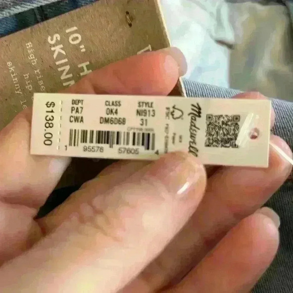 Madewell 10" high rise skinny crop jeans. Sz W31. NWT. - Picture 12 of 12